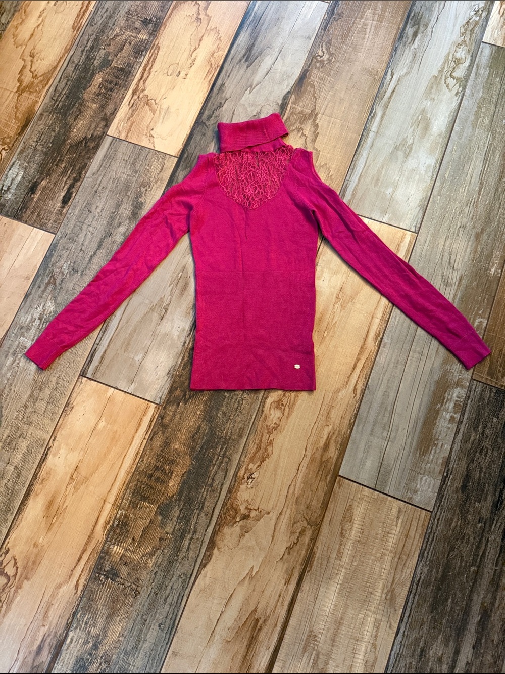 Women’s Magenta Turtleneck Sweater with Lace Back and shoulder less sleeve